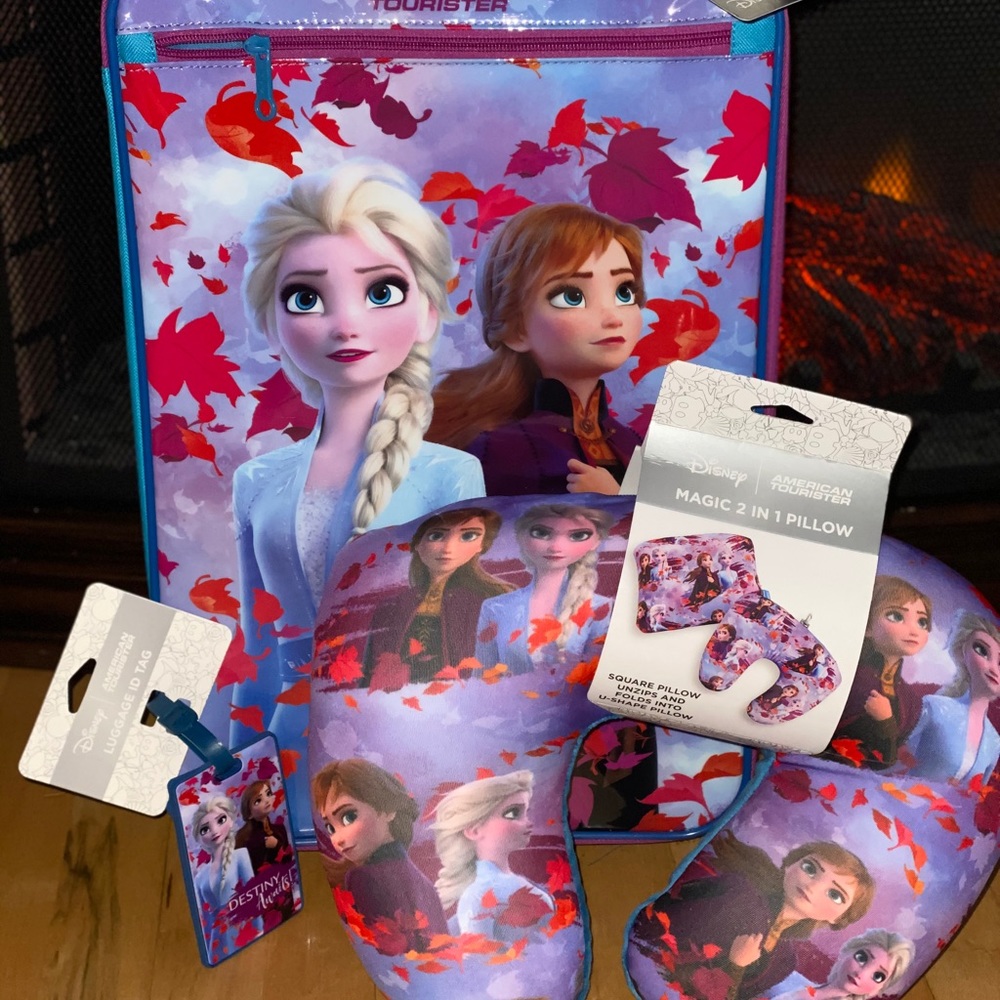 American Tourister Frozen 2 Luggage Set